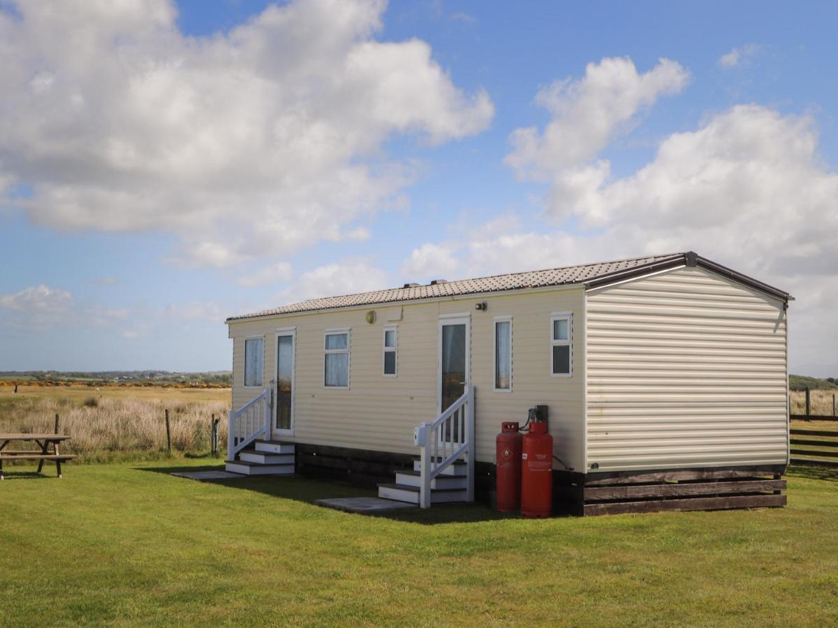 Trewan Chalet Holyhead Kültér fotó